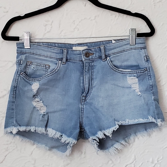 4/$25 H&M Distressed Denim Jean Shorts
